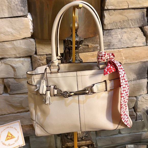 Coach Creme Leather Bag - Picture 1 of 11